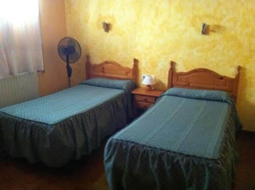 Hostal Le Vintage Ávila Dış mekan fotoğraf