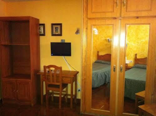 Hostal Le Vintage Ávila Dış mekan fotoğraf